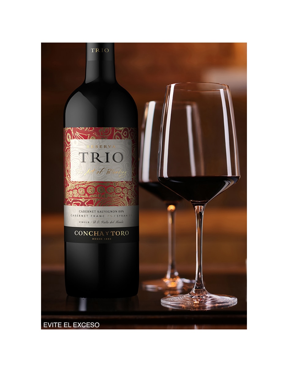 Vino tinto Trio cabernet sauvignon 750 ml 3