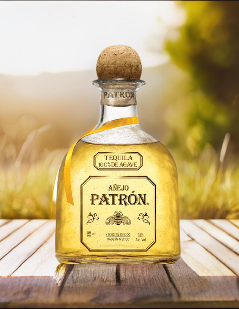 Tequila tipo Añejo 700 ml 3