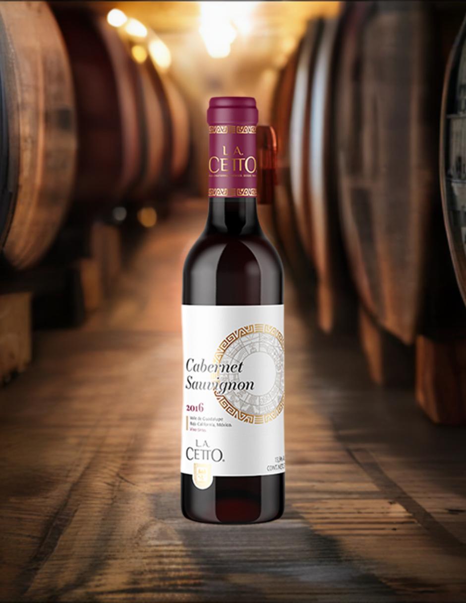 Vino tinto cabernet sauvignon