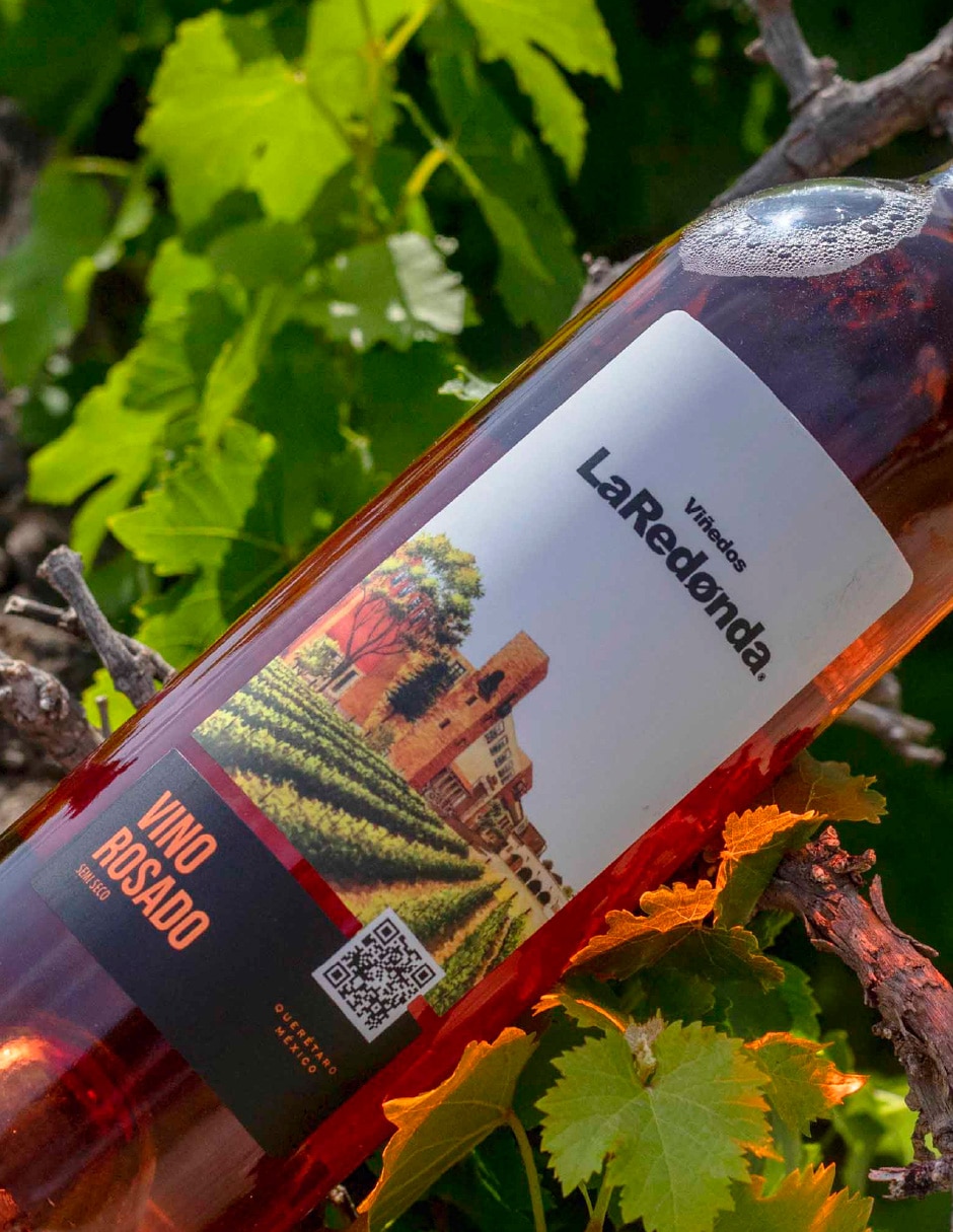 Vino Rosado coupage semi seco 750 ml 4